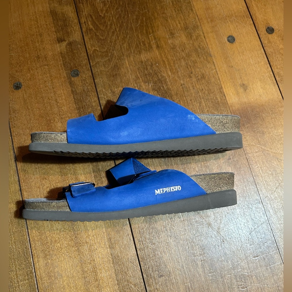 Mephisto Blue suede sandals, size 39
